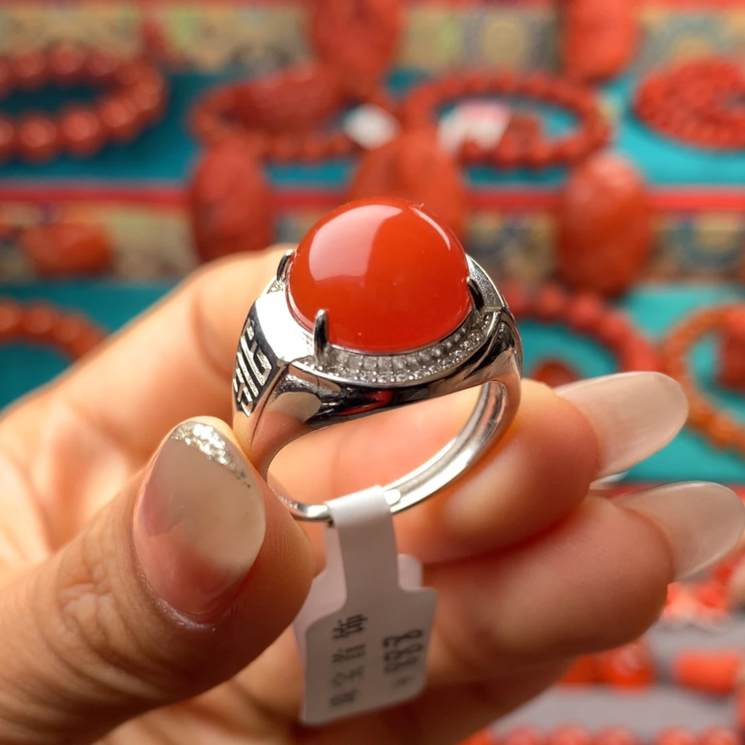 银S925镶嵌南红玛瑙戒指