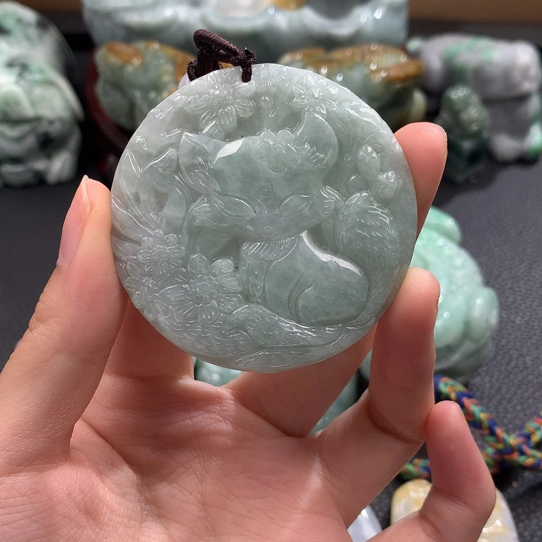 吊坠(不含链)未镶嵌翡翠