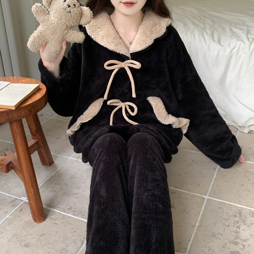 法兰绒秋冬季睡衣女款爆款2025新款加绒加厚珊瑚绒大码家居服套装