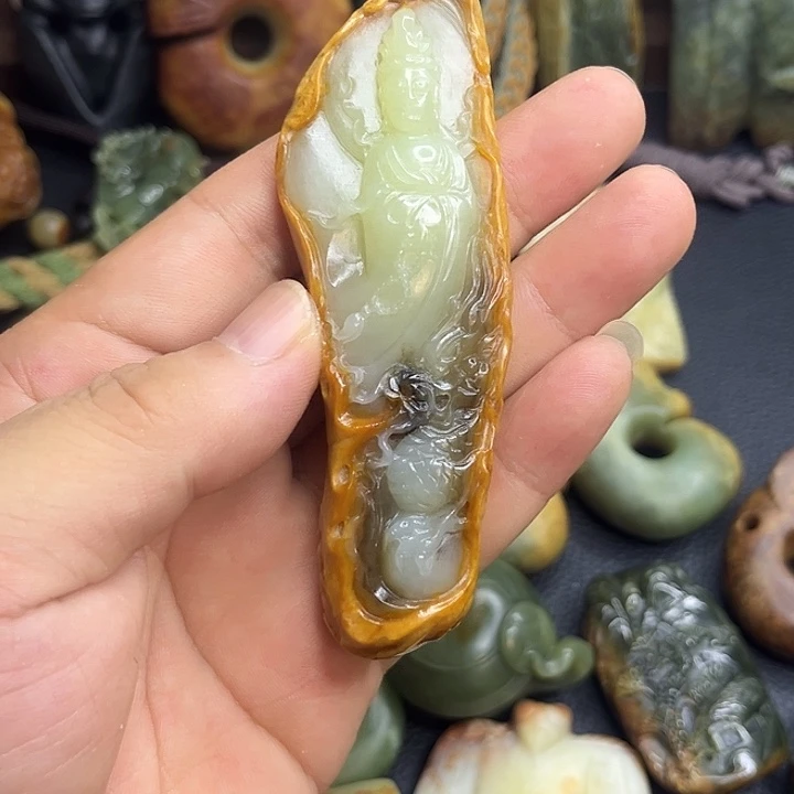 天***时未镶嵌和田玉挂件