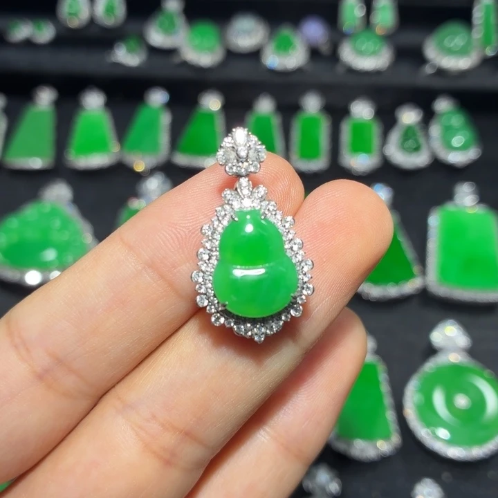 翡翠18K金镶嵌吊坠(不含链)翡翠