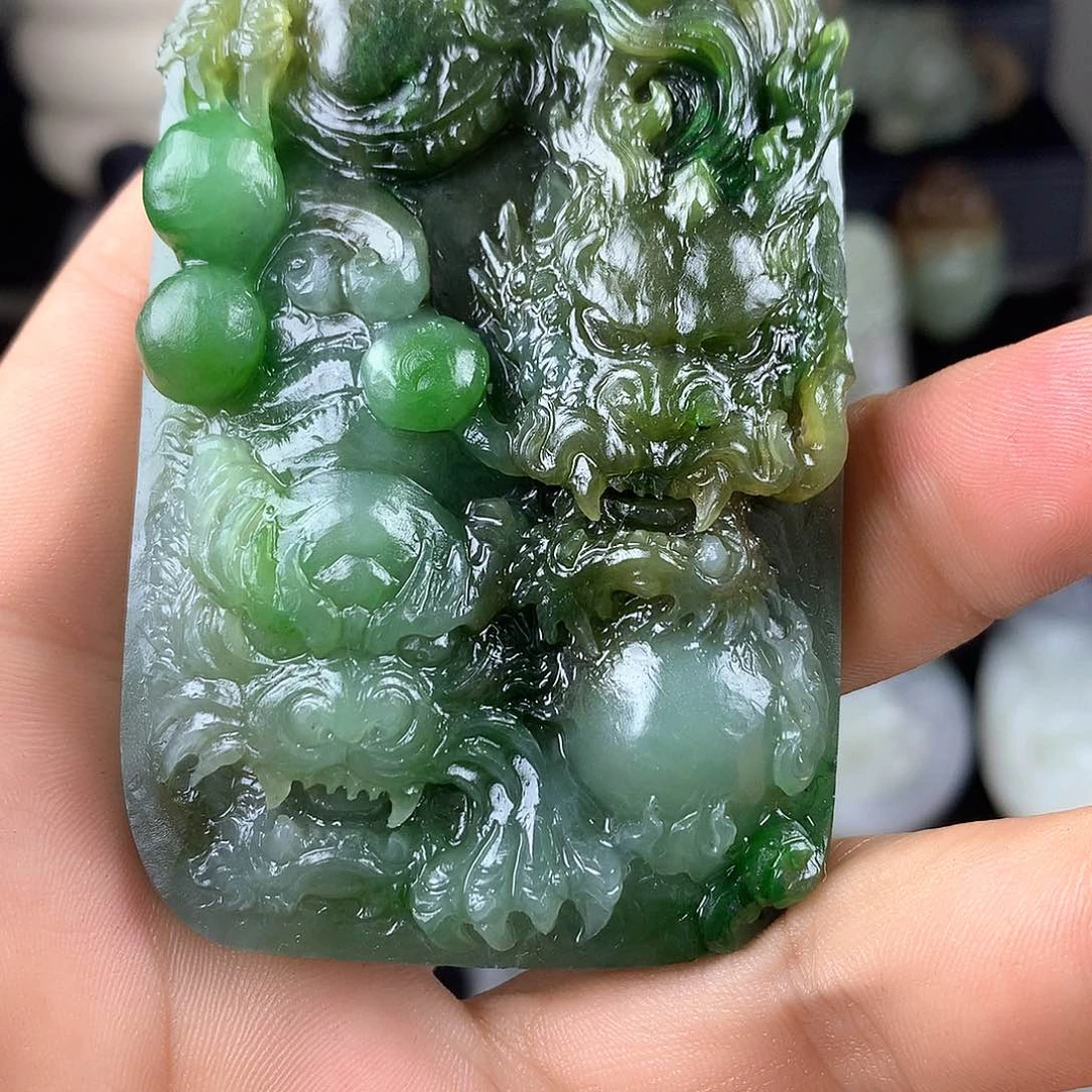 未镶嵌和田玉挂件山**水