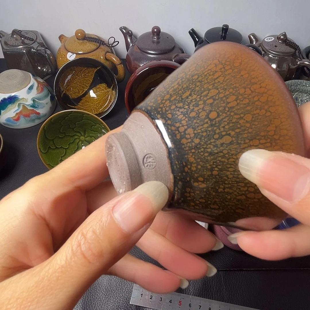茶盏我在开会你要回来吃早餐