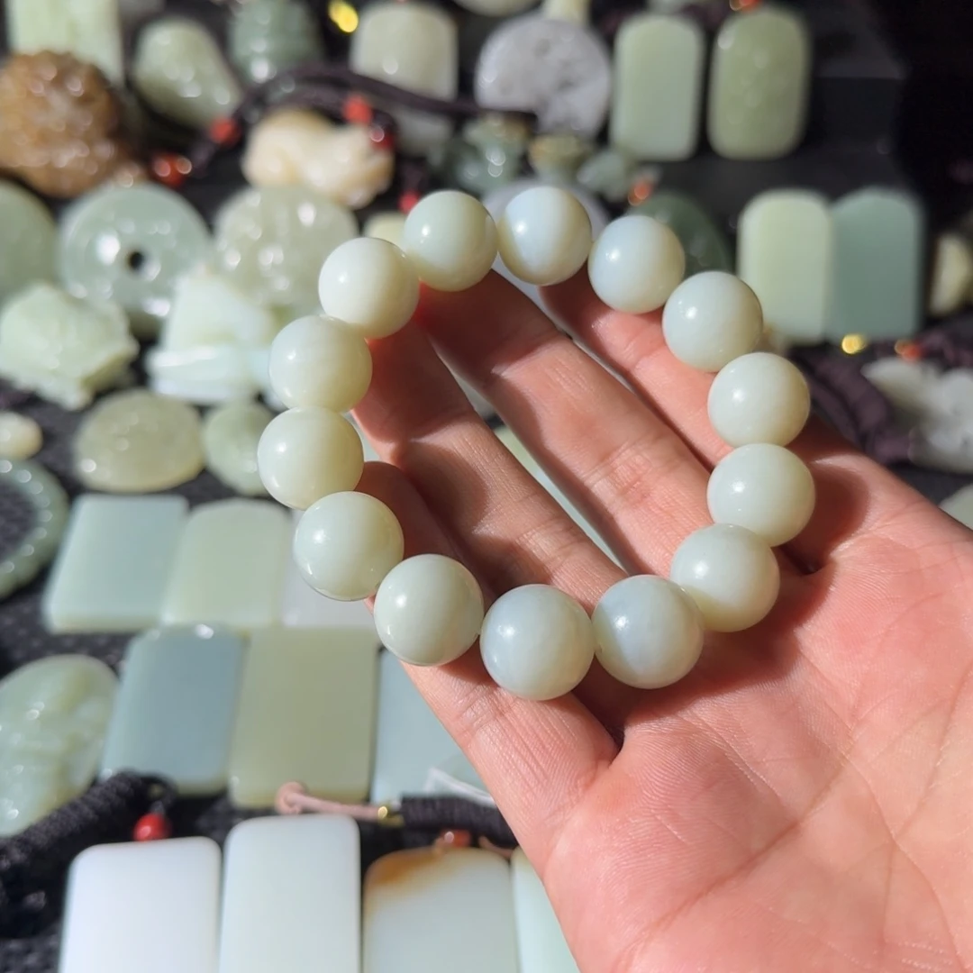 和田玉未镶嵌手链