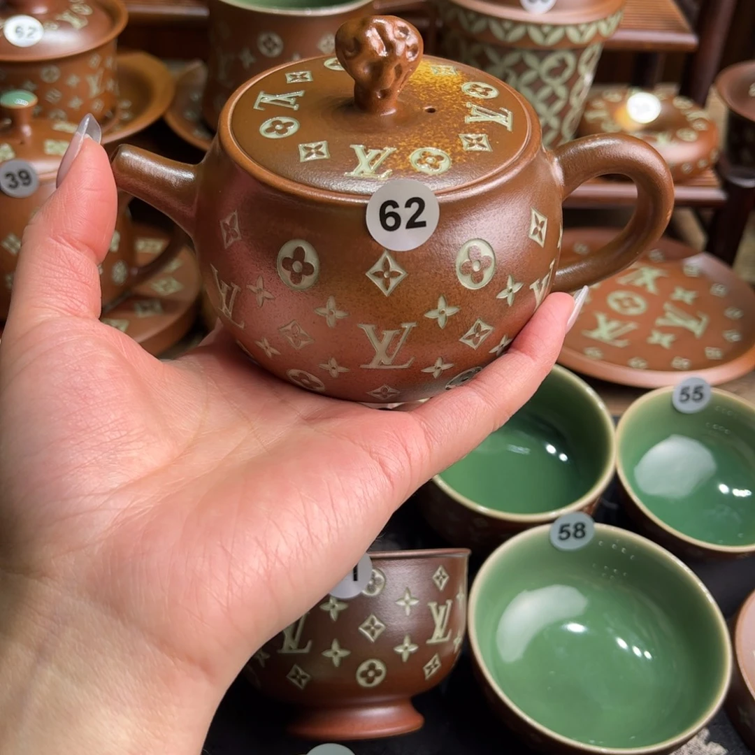 宝***儿草木灰老花壶 填釉