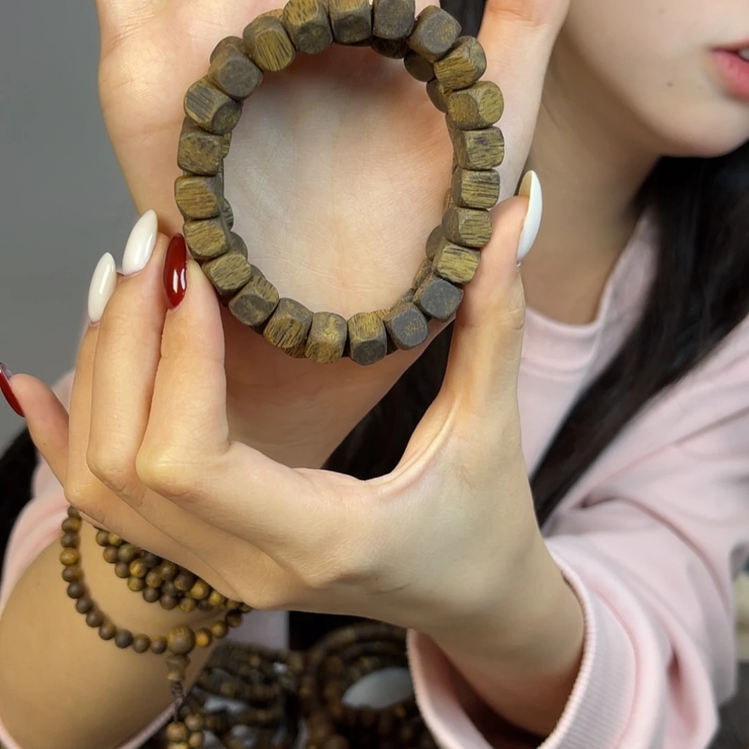 沉香碎屑+卡8大方糖单圈8克+