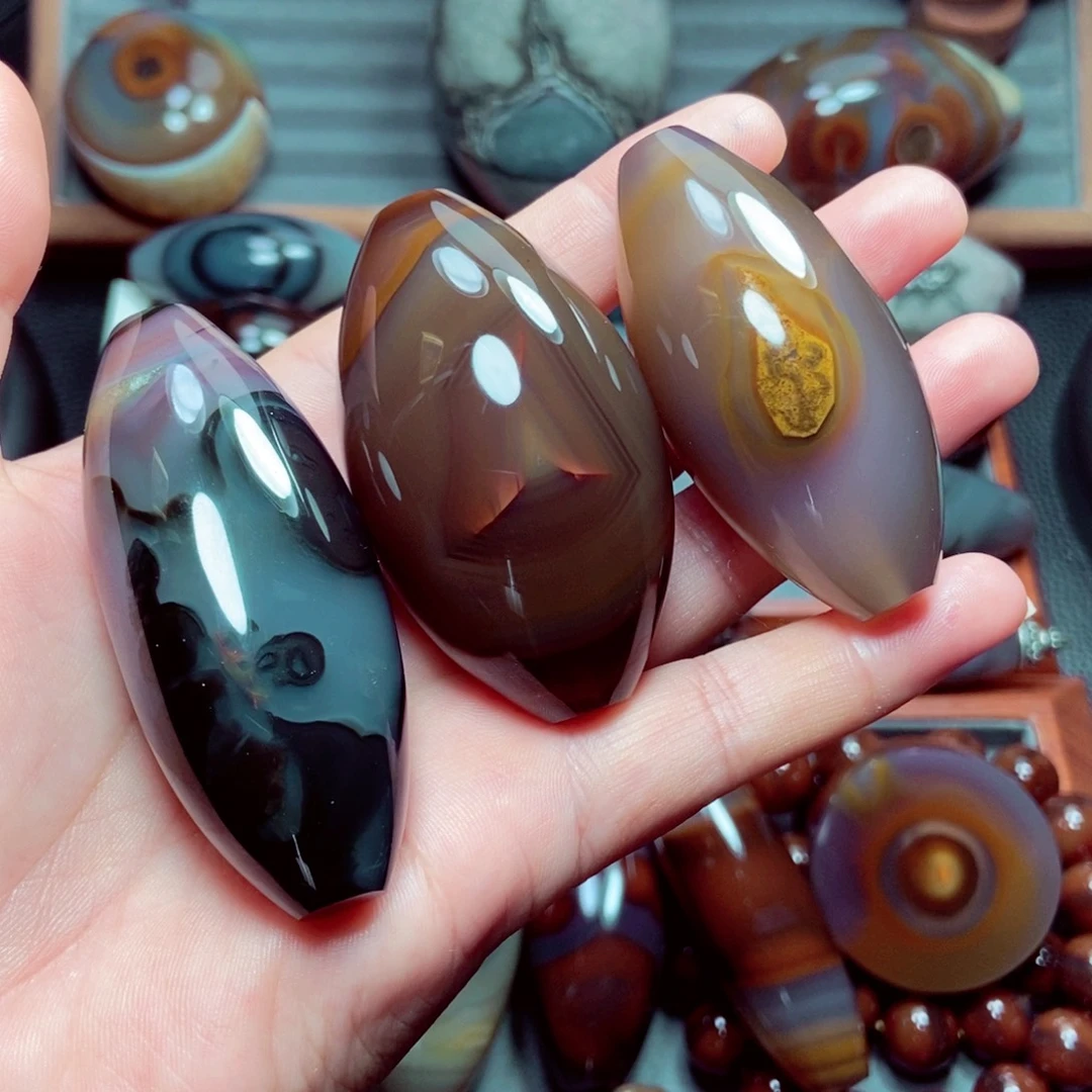 未镶嵌玛瑙/玉髓珠宝奇石