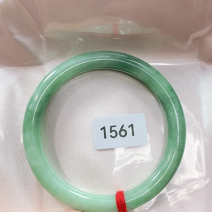 翡翠手镯未镶嵌天然翡翠手镯56