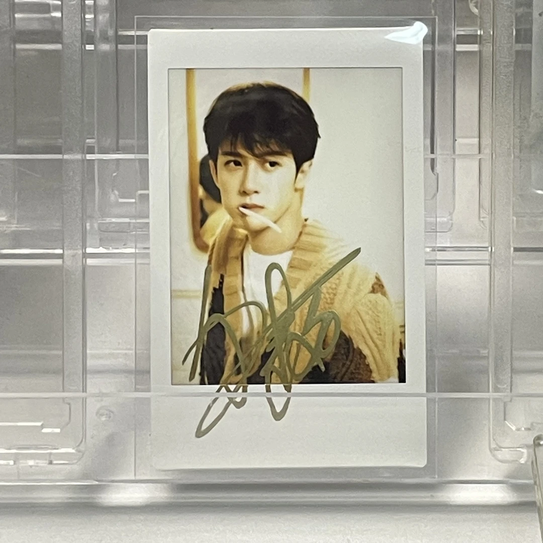 P8505【檀健次】正品拍立得照片 白边