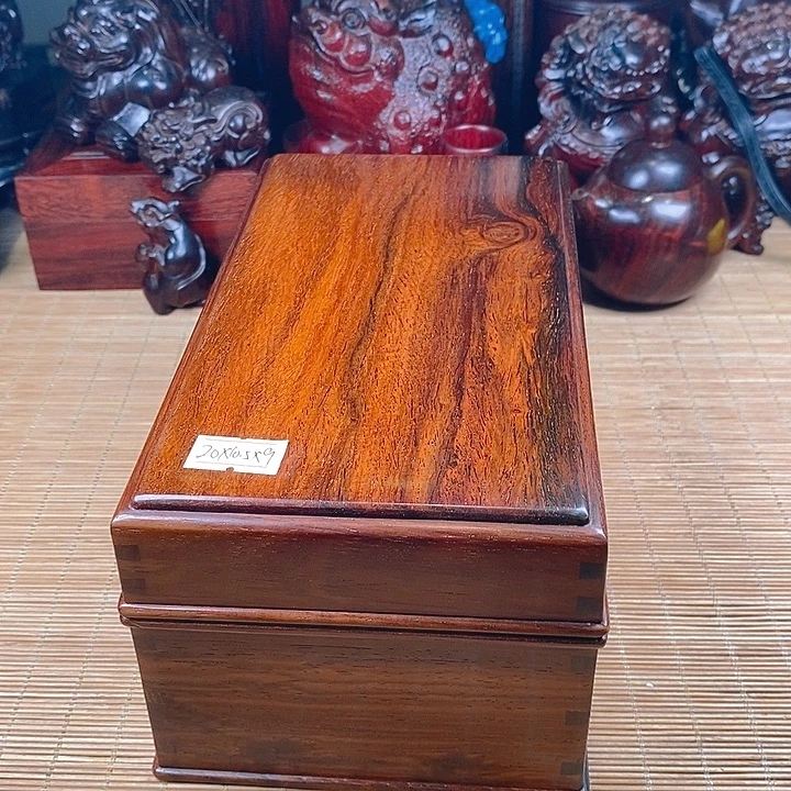 交趾黄檀（大红酸枝）