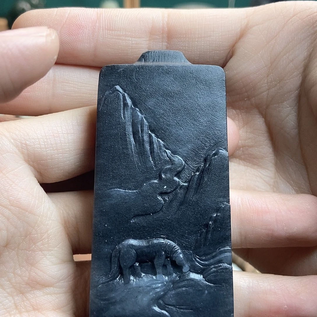 和田玉（糖玉）颈饰未镶嵌