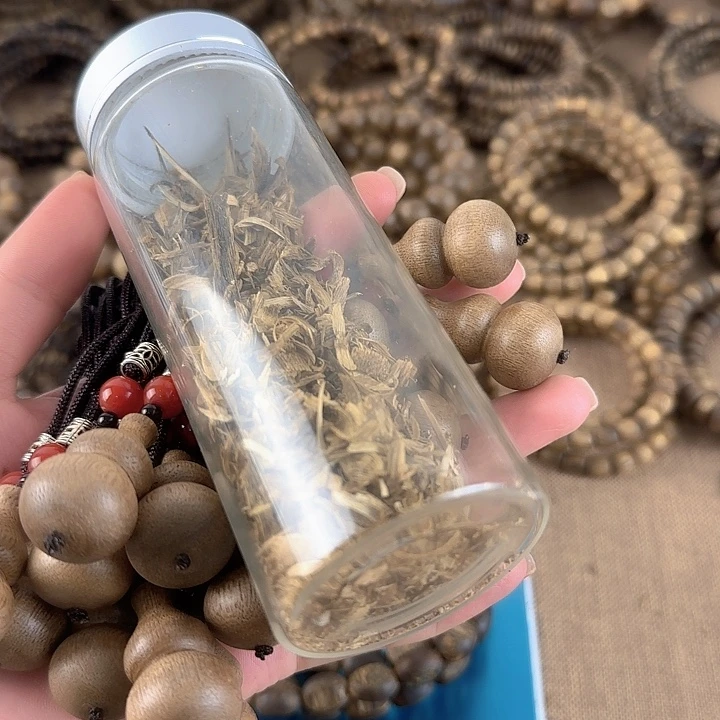 沉香碎屑沉香沉香葫芦原材料多样性发一