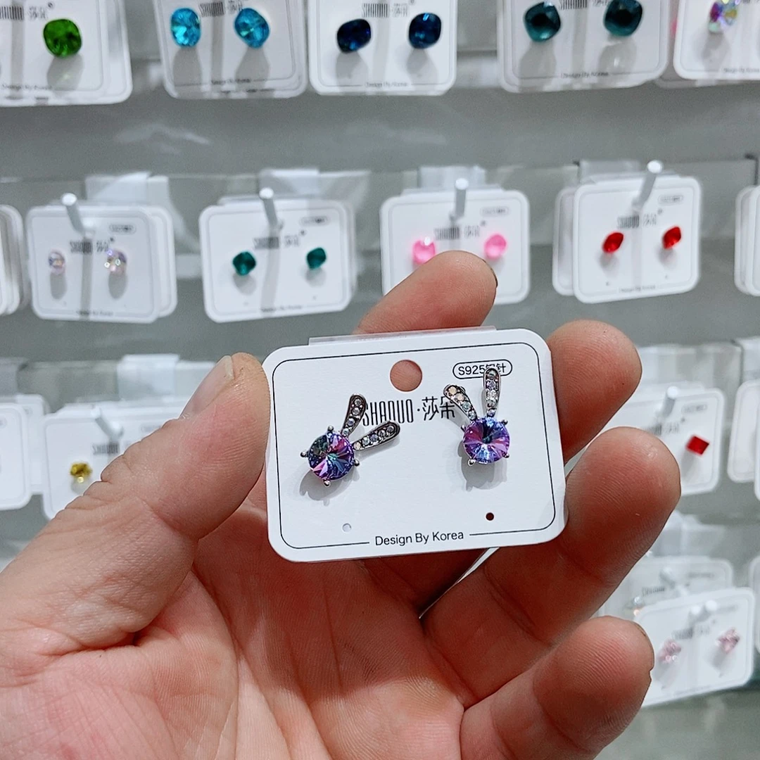 锆石纯铜合金耳钉