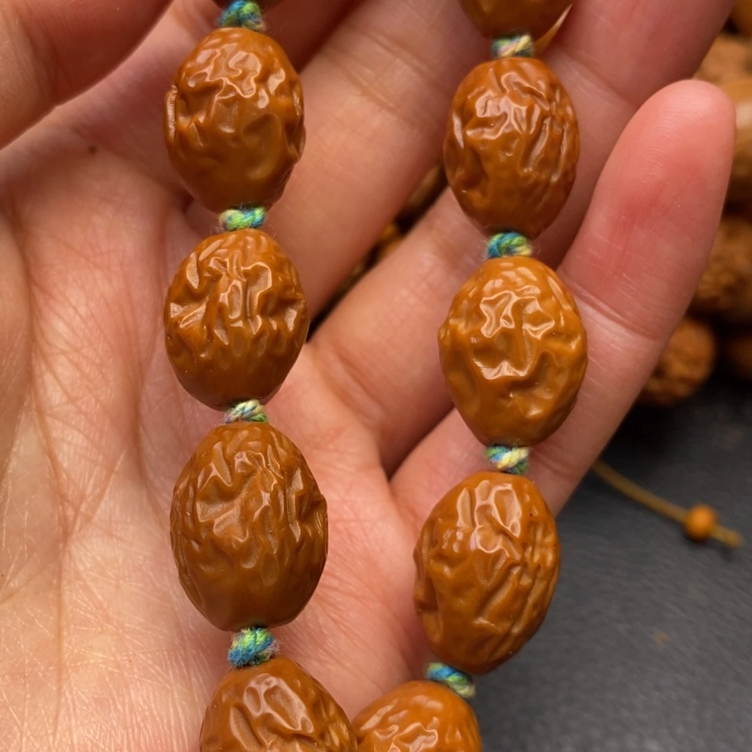 手串橄榄核红枣手串