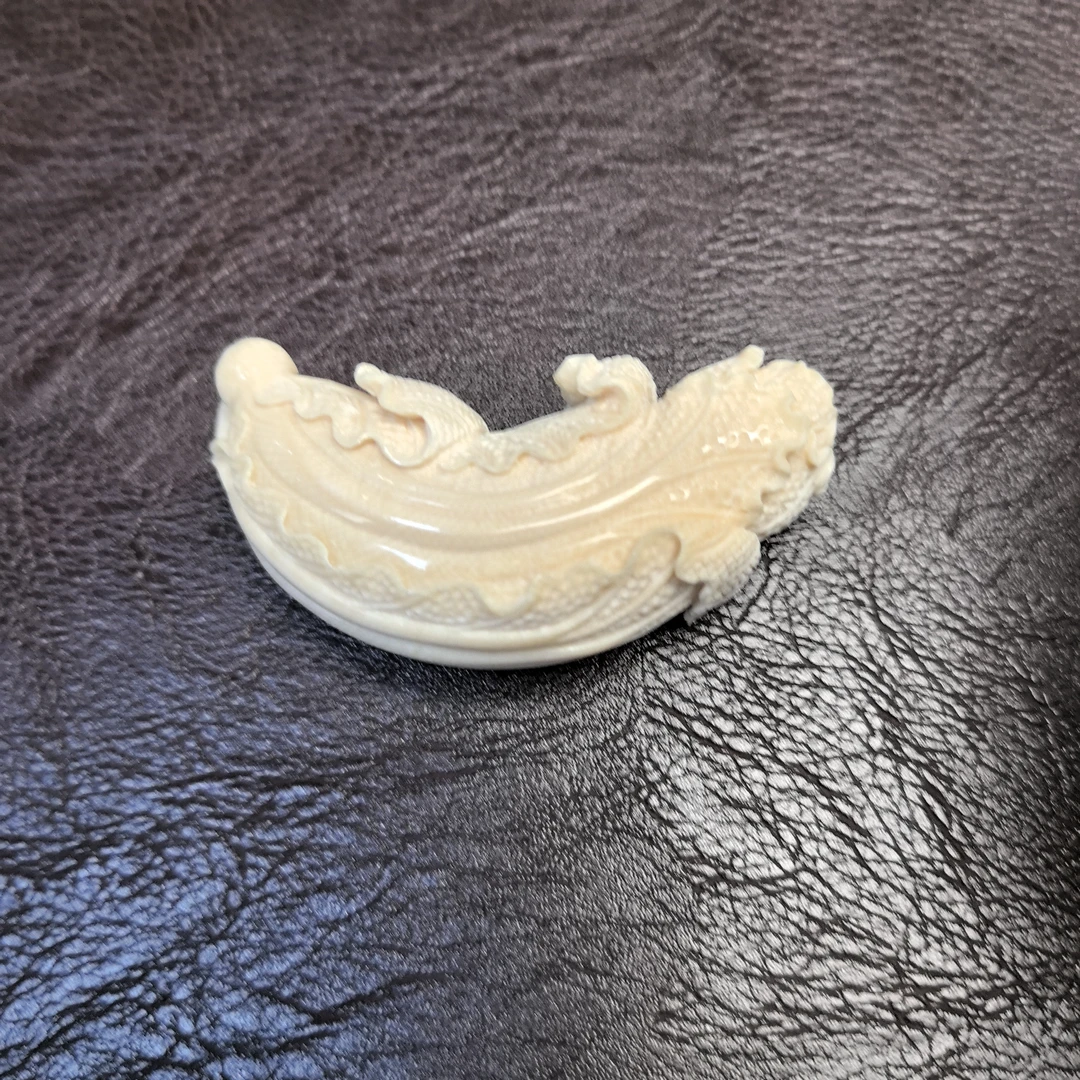 猛犸约48.8克雕刻件ZL1072