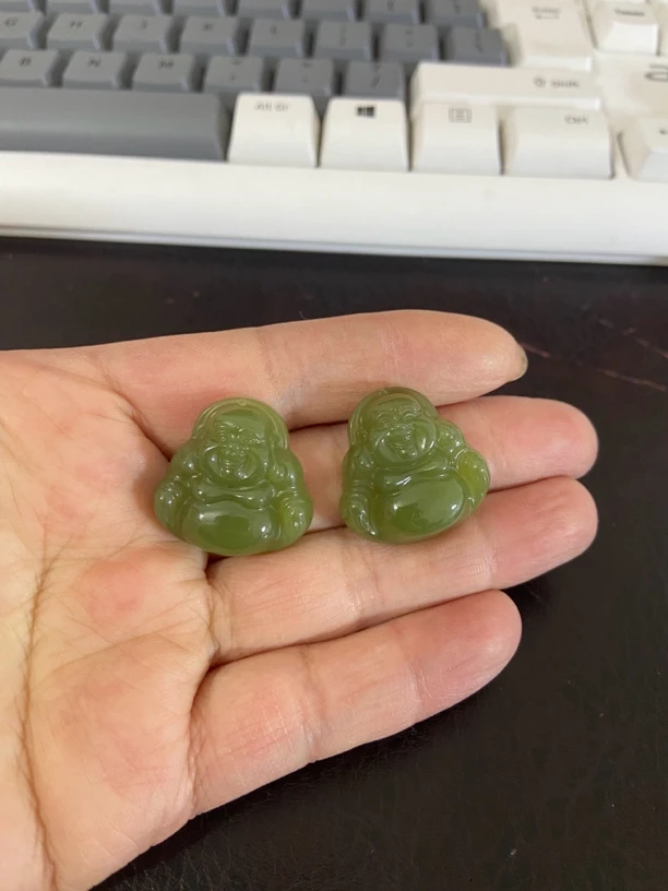 新疆若羌青黄口料和田玉佛吊坠多样性拍一发一件