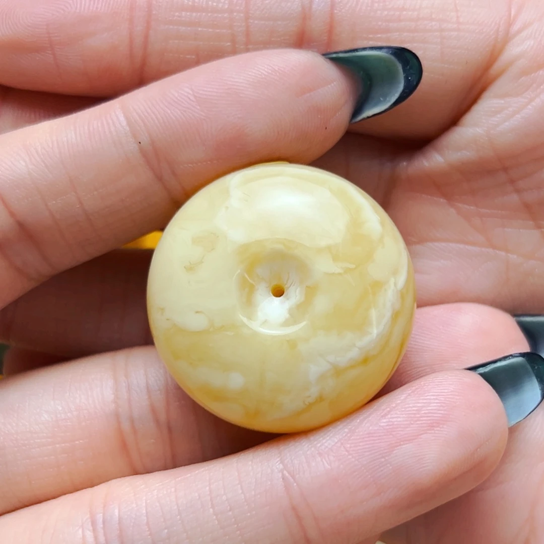 肆****未镶嵌蜜蜡裸石31mm平安扣 9.92g