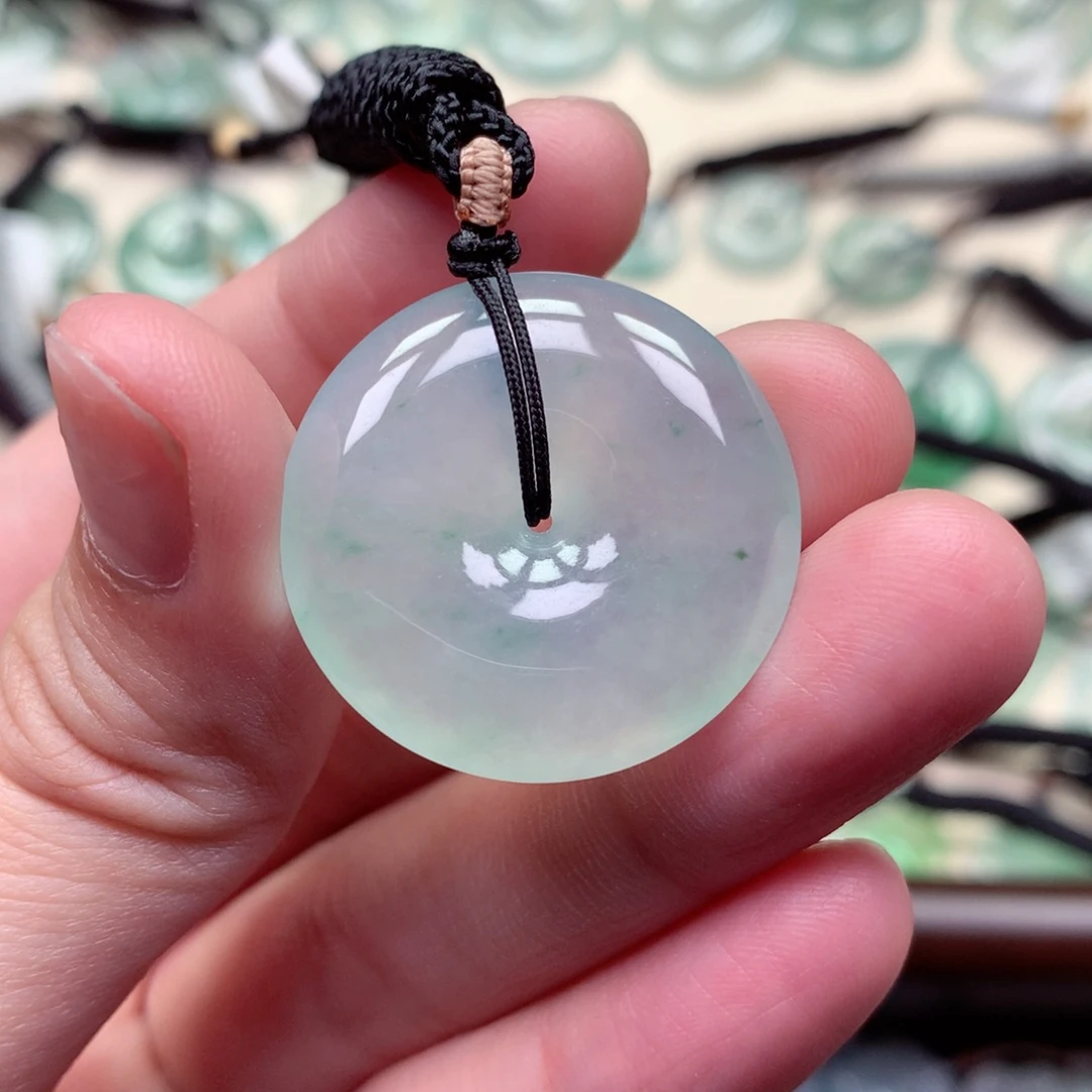 翡翠未镶嵌颈饰扣子