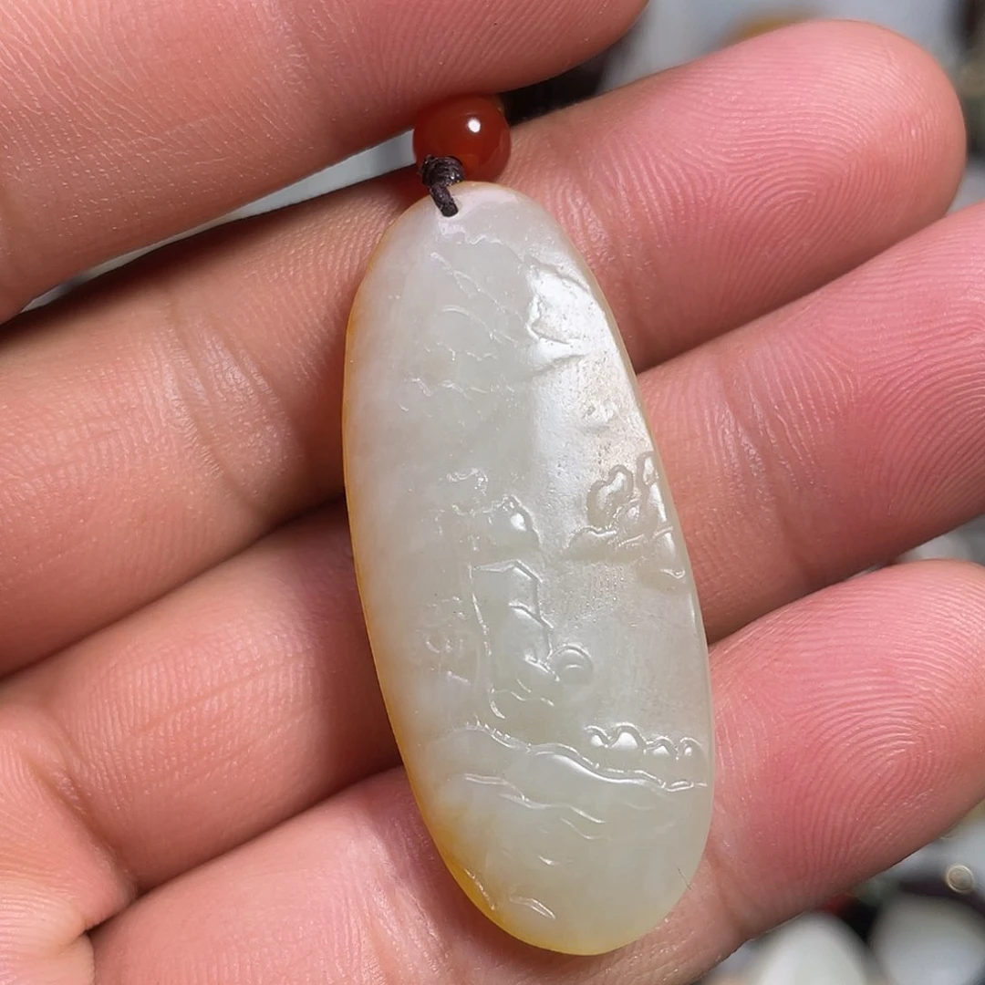 和田玉（糖玉）未镶嵌颈饰吊坠