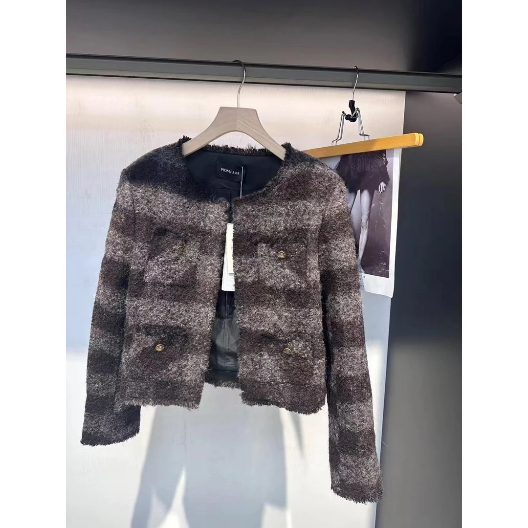 M95D0705时尚圆领气质宽松百搭针织衫女士休闲秋冬