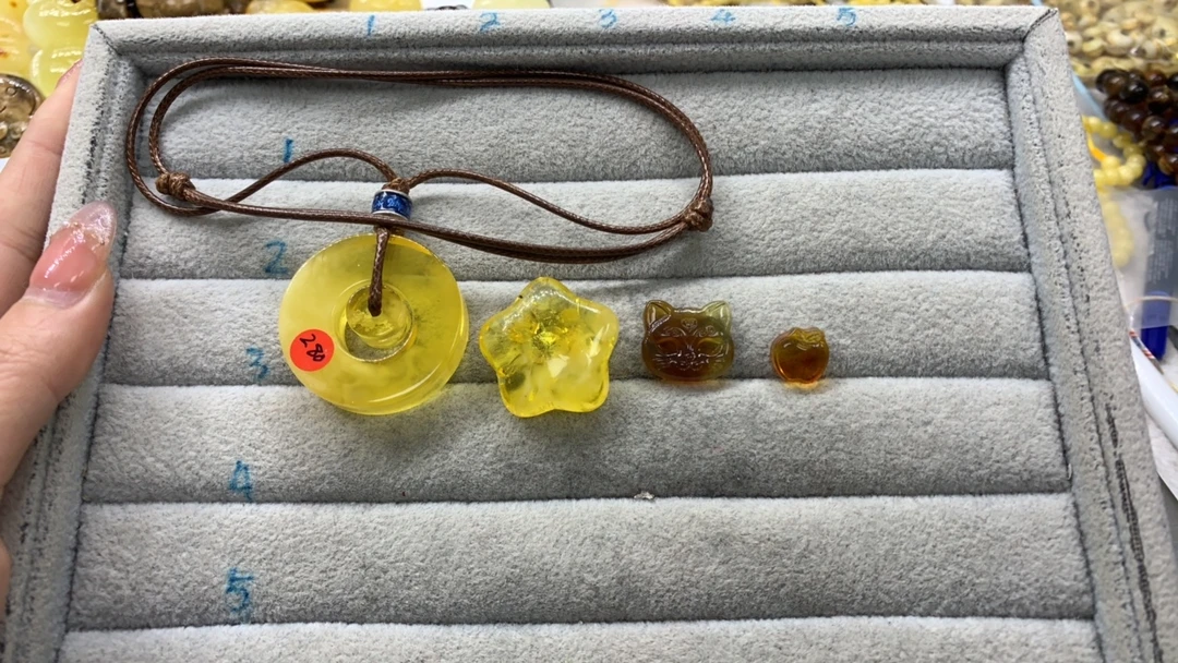 天然琥珀蜜蜡打孔不退换