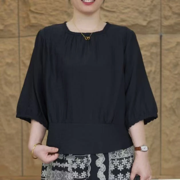 夏季新款时尚显瘦纯色休闲宽松气质遮肉后背排扣花边短袖上衣t恤