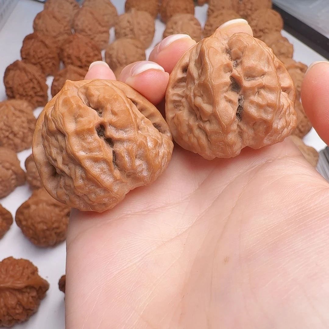 吊坠桃核蛤蟆头子