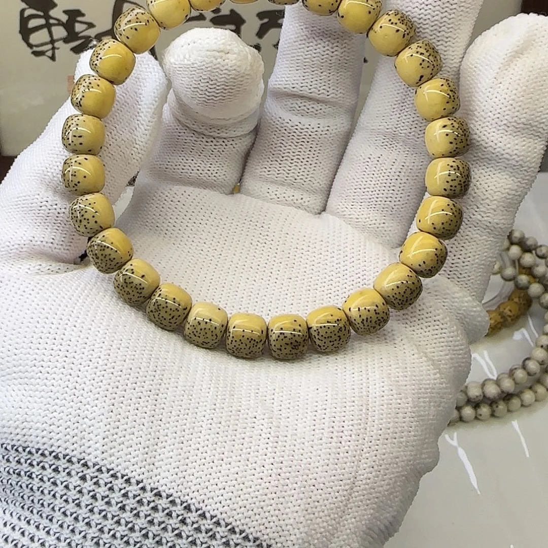 我***饭星月菩提手串卡8河豚绿包白