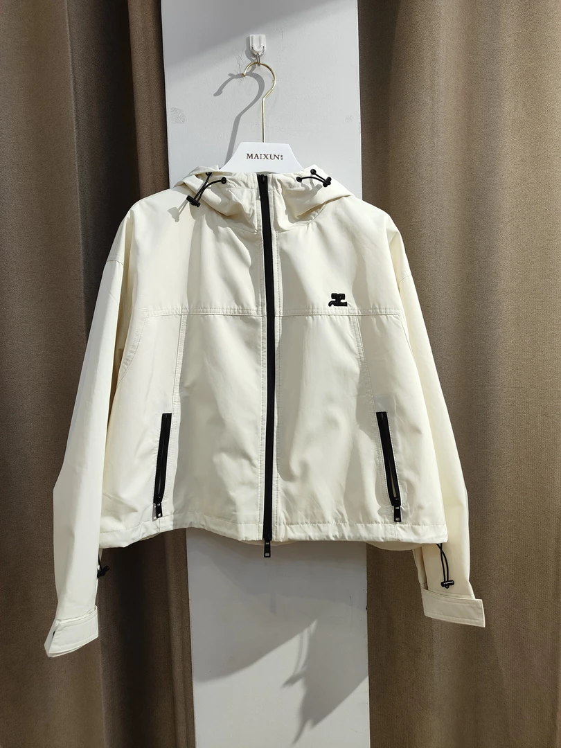 麦寻专柜短款外套运动春秋连帽休闲时尚百搭户外防风宽松