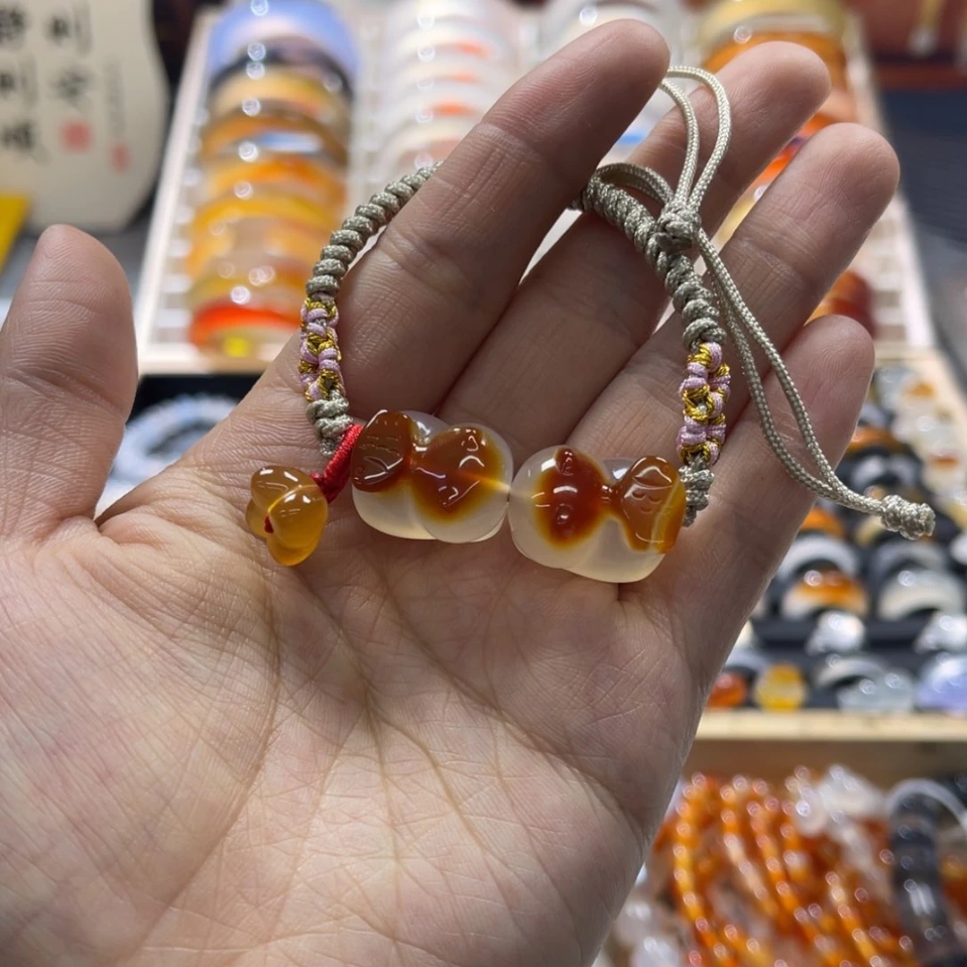 玛瑙/玉髓戒指未镶嵌小*Q