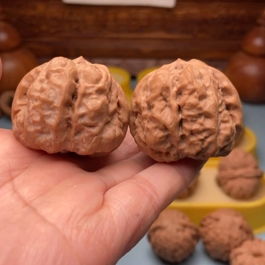 吊坠文玩核桃蛤蟆头精对头货 39 41