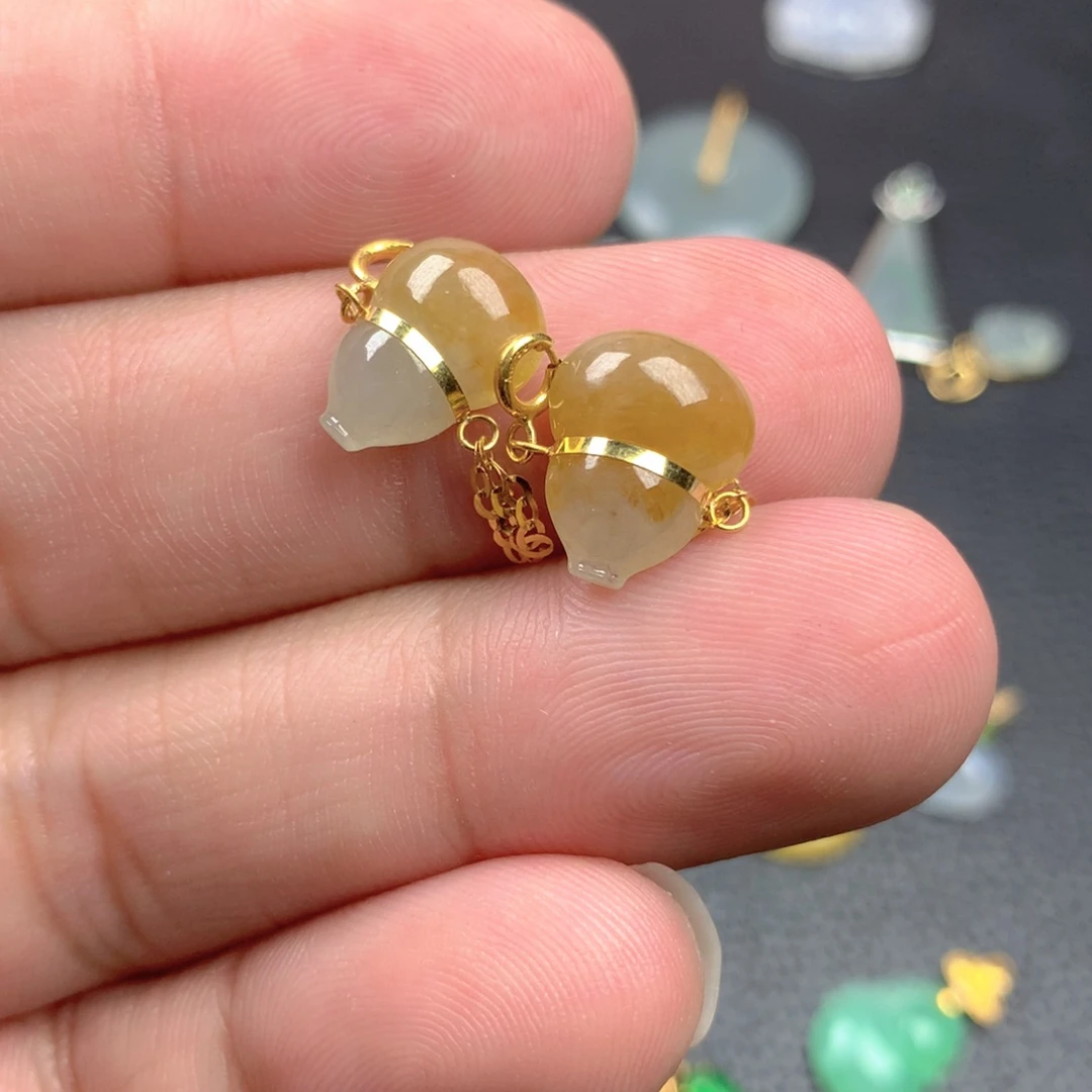 【闪购商品】颈饰18K金镶嵌翡翠余**许翡翠