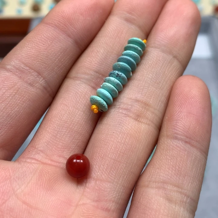 南红玛瑙配饰未镶嵌