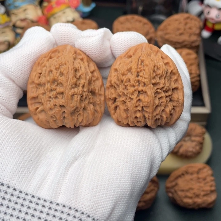 吊坠文玩核桃393742尺炮弹