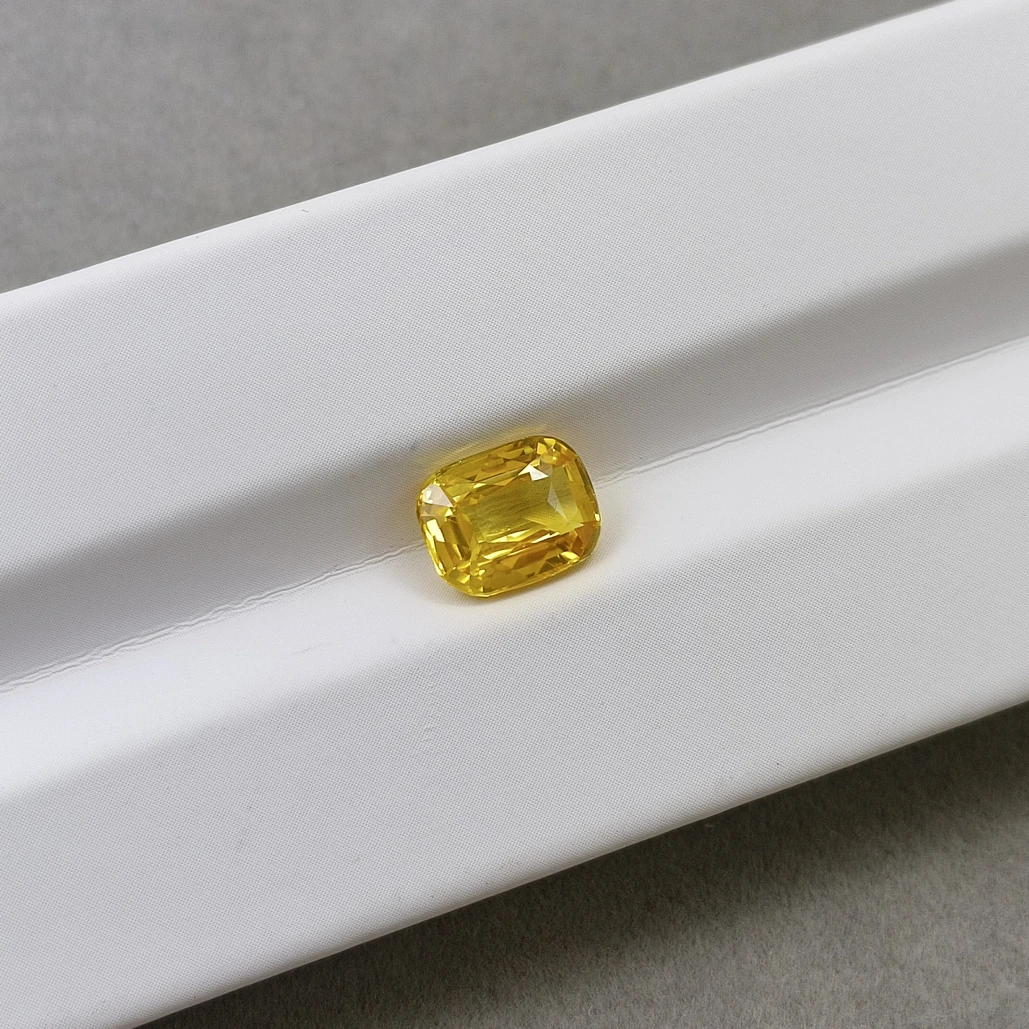 F486-FJ-2.55ct-垫形黄色金丝蓝宝石/GRC证0100