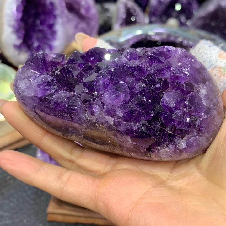 水晶未镶嵌大型摆件（非配饰）