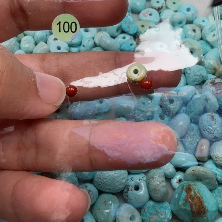 南红玛瑙未镶嵌珠宝奇石
