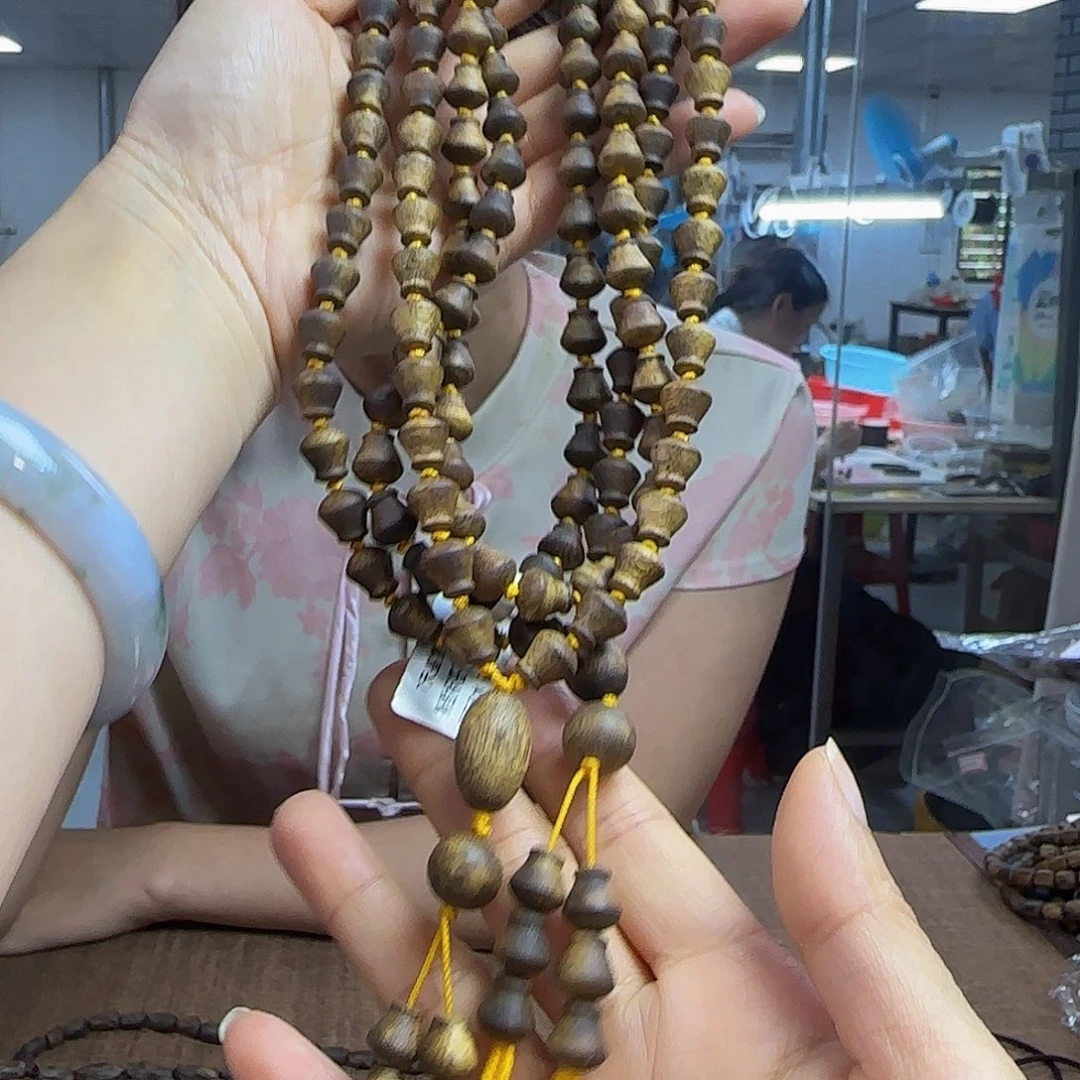 沉香手串多样性发货1条白棋999715