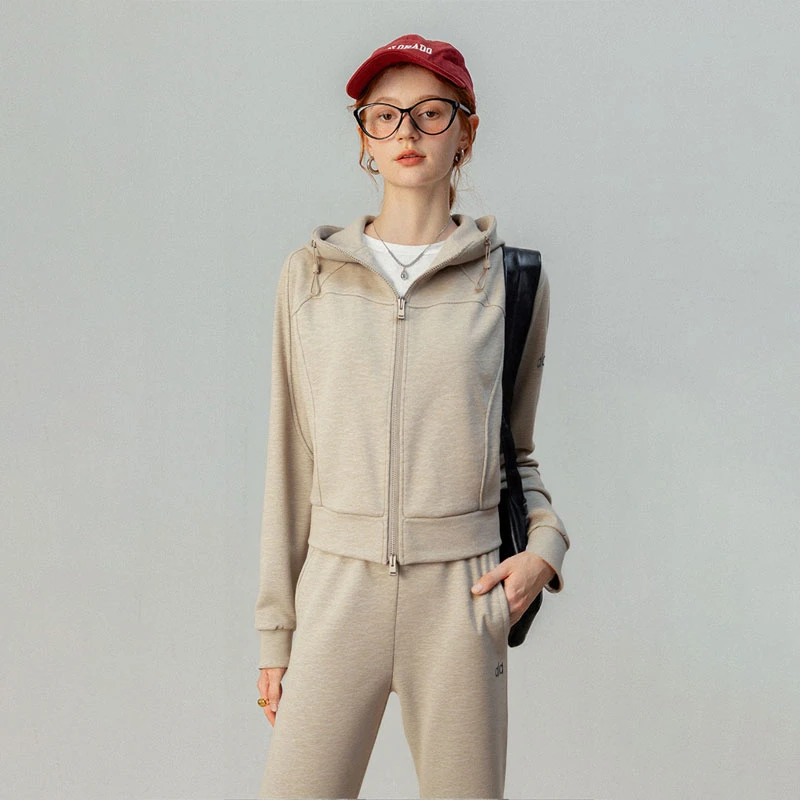 【绒暖织语】时尚休闲风撞色剌绣加绒套装353269