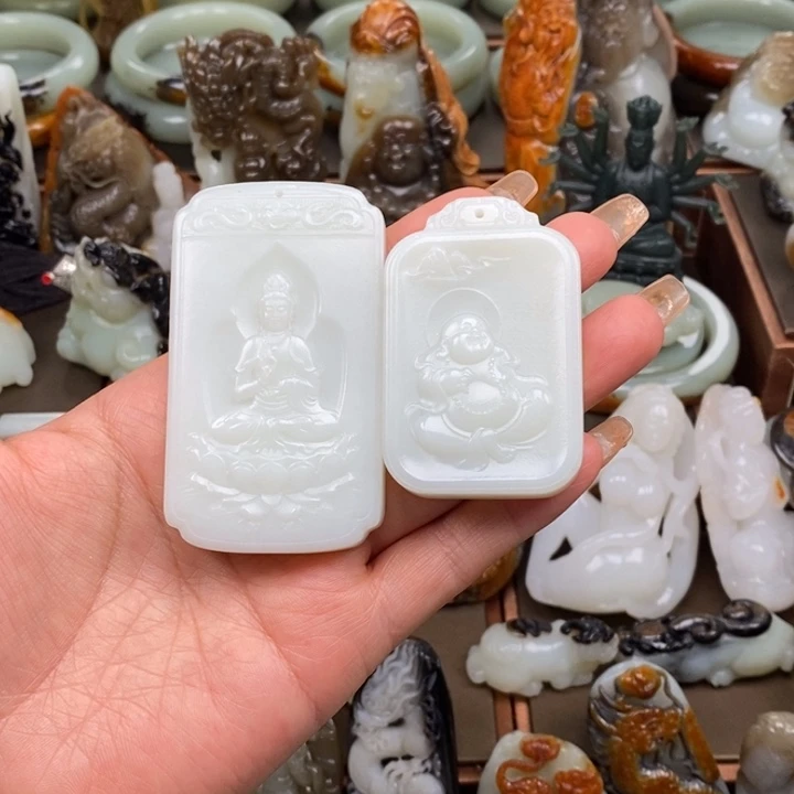 和田玉未镶嵌颈饰玉***人