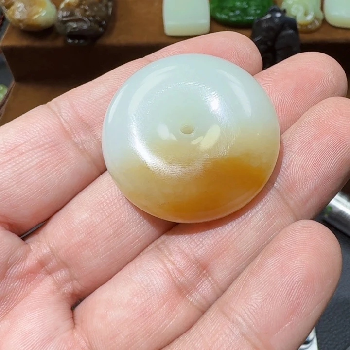 和田玉未镶嵌挂件