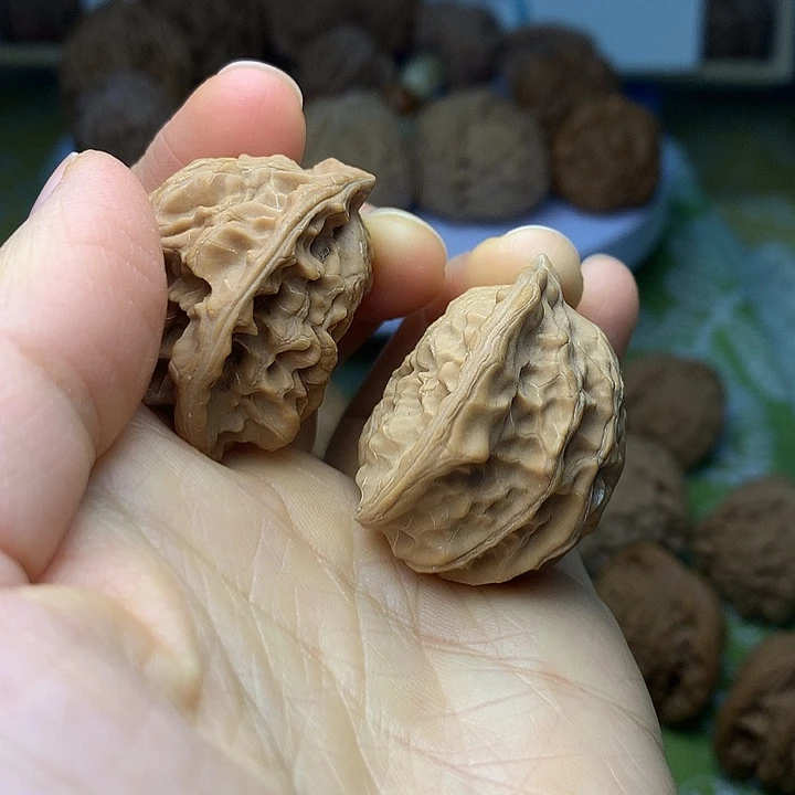 文玩核桃把件蛇头37