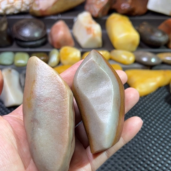 踏*静辉品石金丝玉原石