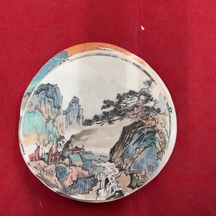 国画花鸟等多种鸟类的栖息