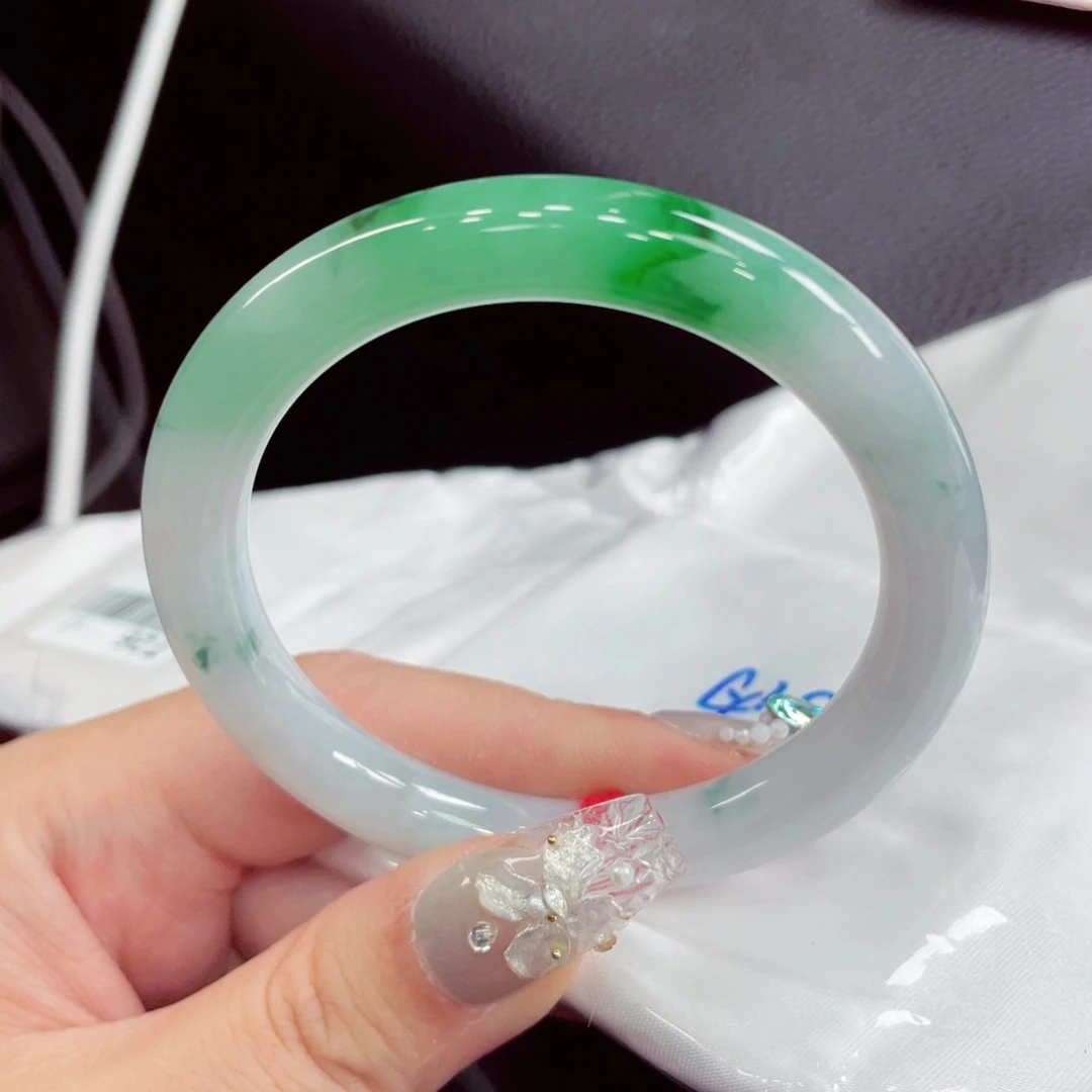 未镶嵌手镯翡翠翡翠