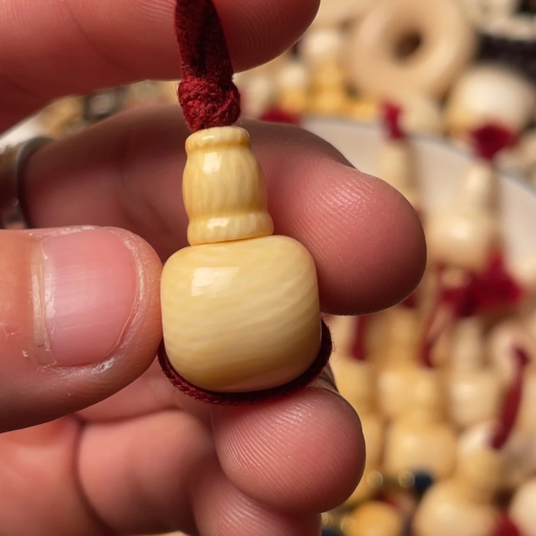 爬***子牛骨吊坠哈哈哈哈哈哈哈哈哈哈哈