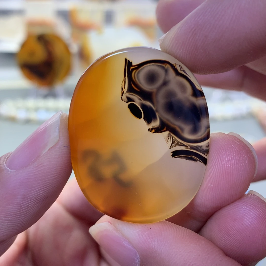 玛瑙/玉髓颈饰未镶嵌