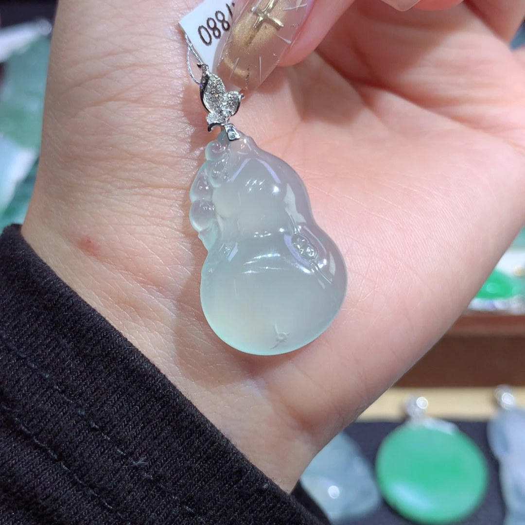 吊坠(不含链)18K金镶嵌翡翠