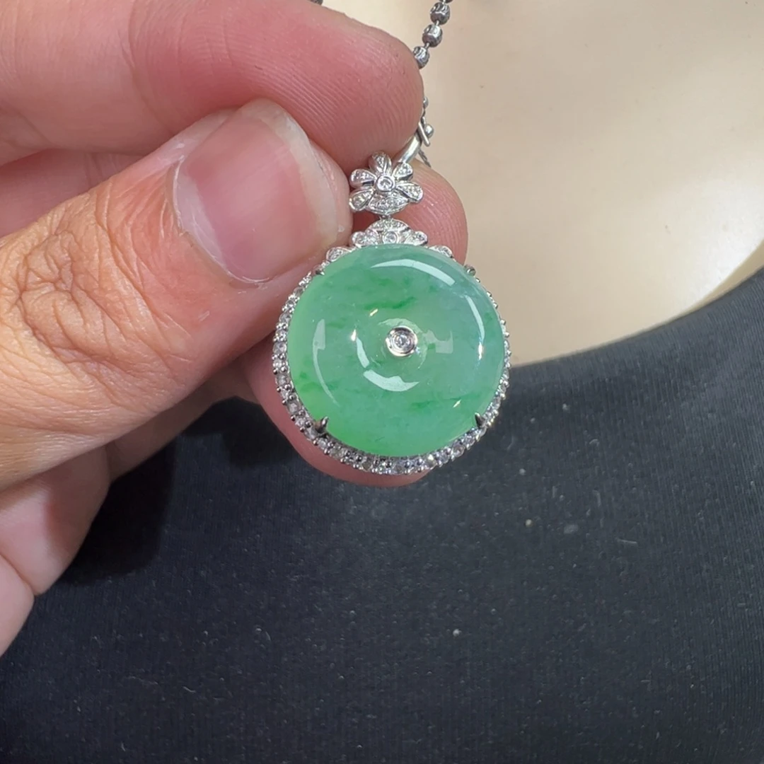 翡翠18K金镶嵌吊坠(不含链)