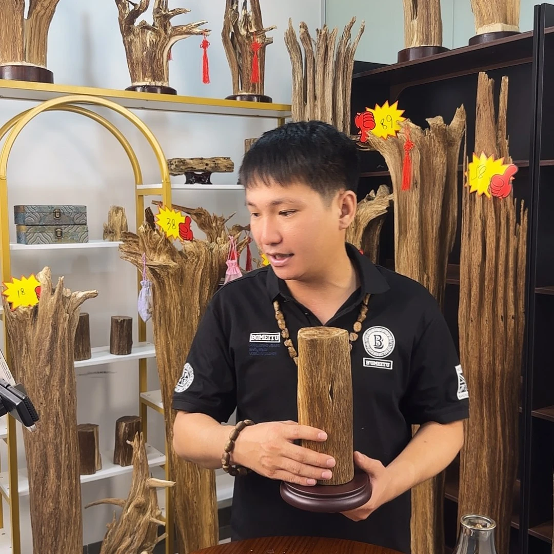 沉香沉香碎屑沉香木